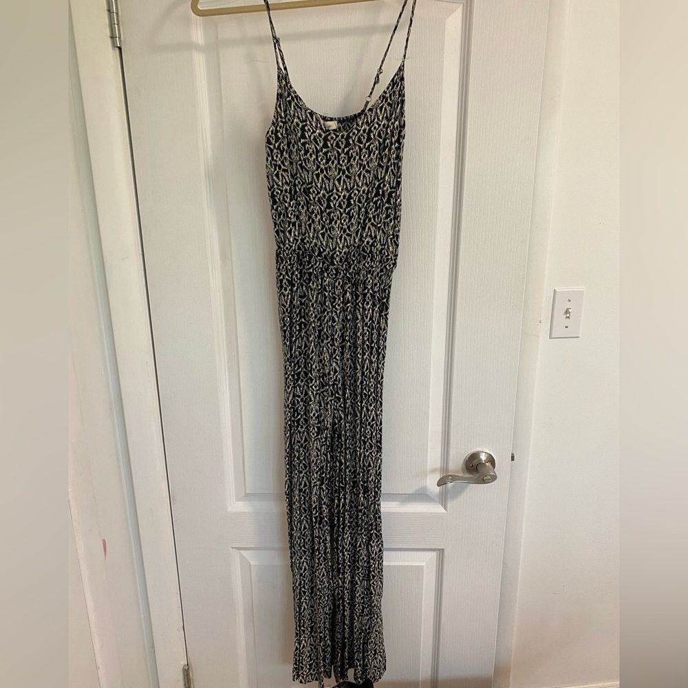 Wide leg jumpsuit